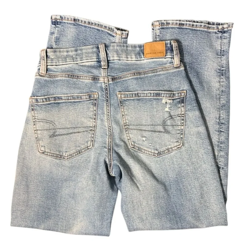 American Eagle Stretch Curvy Ripped Straight Jean Size 2